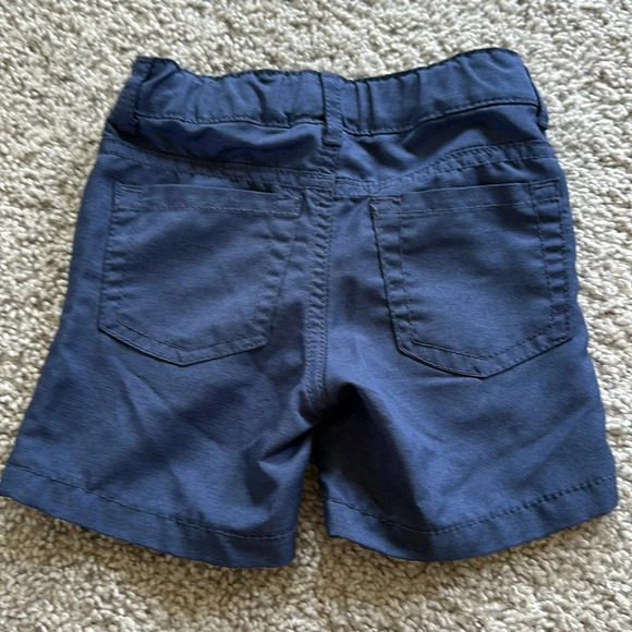 Navy toddler shorts - Picture 2 of 3